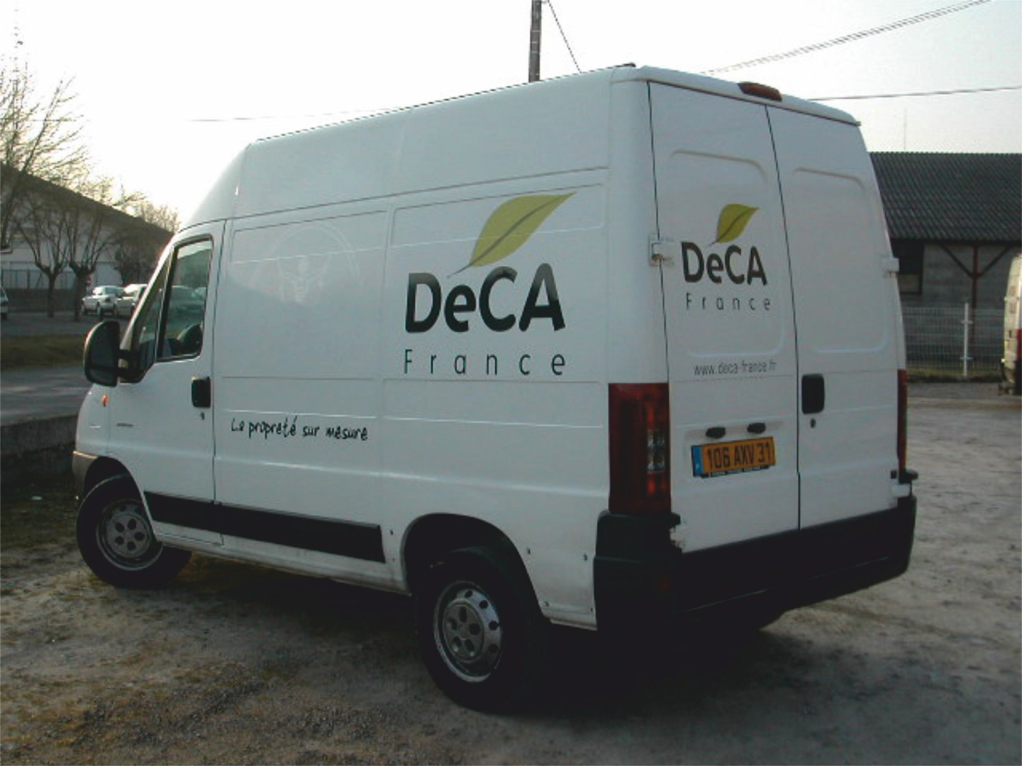 DECA FOURG
