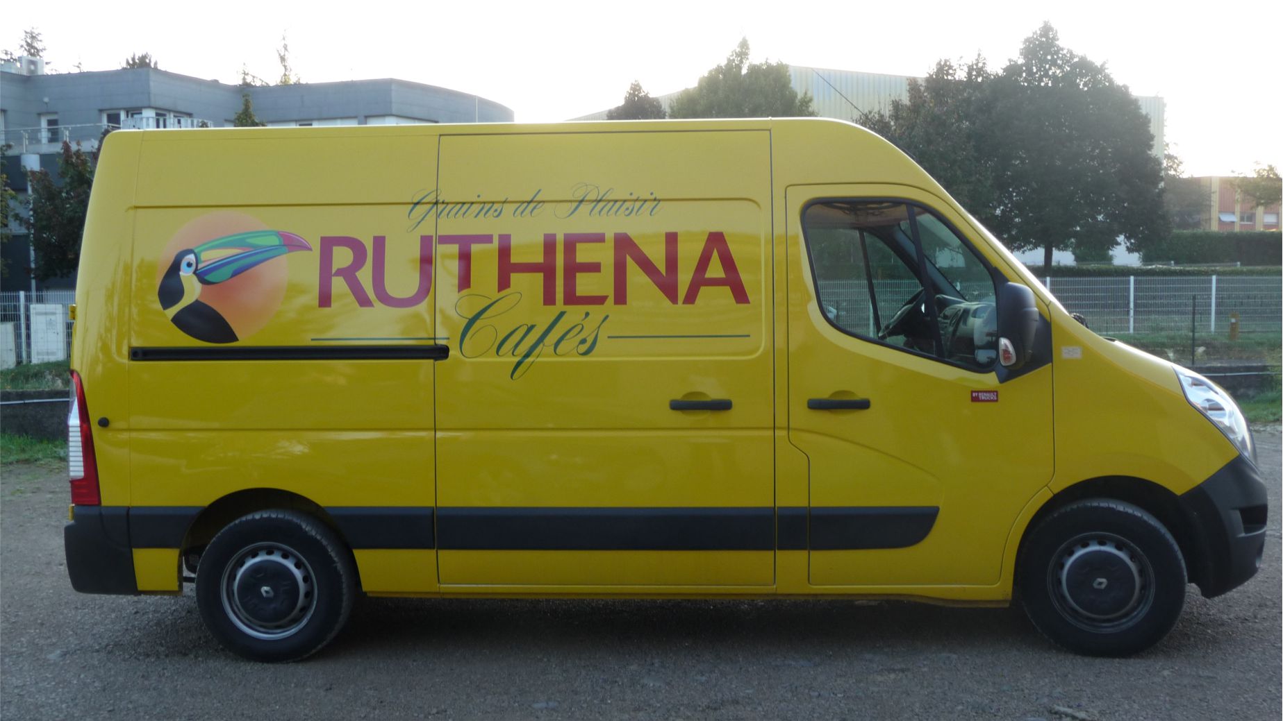 FOURGON RUTHENA